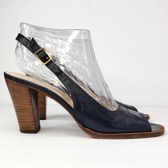 Neiman Marcus Women's Leather Strap Open Toe Stacked Heels Shoes - Picture 3 of 15